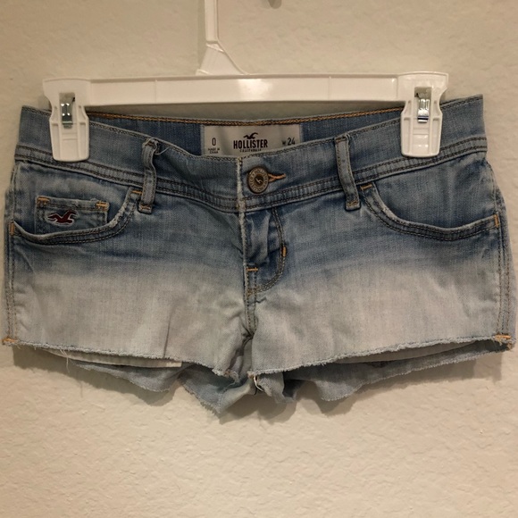 Hollister Jeans Shorts - Picture 1 of 3